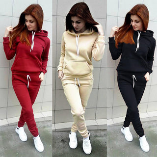 Lady Slim-Fit Sportswear Set